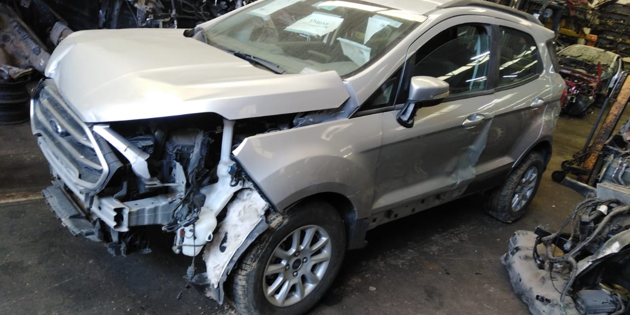  Ford ESCORT 2019    EN DESARME
